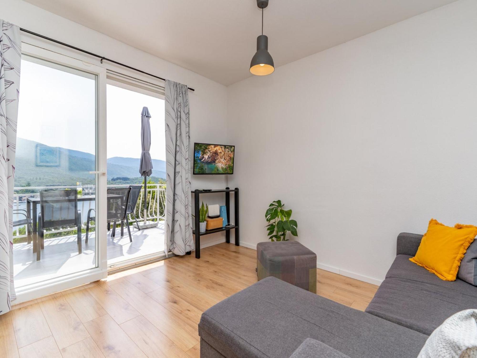 Apartment Konak 몰루나트 외부 사진