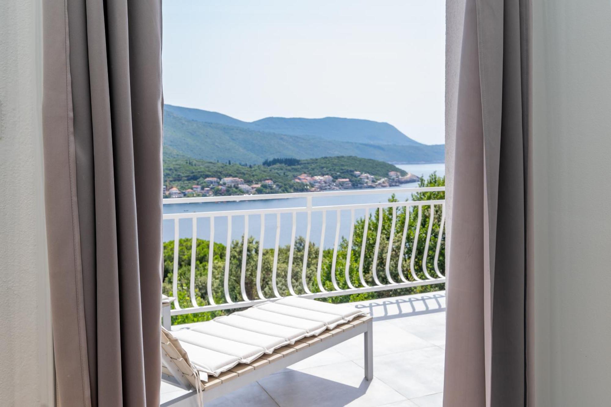 Apartment Konak 몰루나트 외부 사진